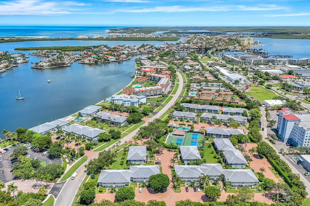 721 W Elkcam Circle Marco Island FL 34145