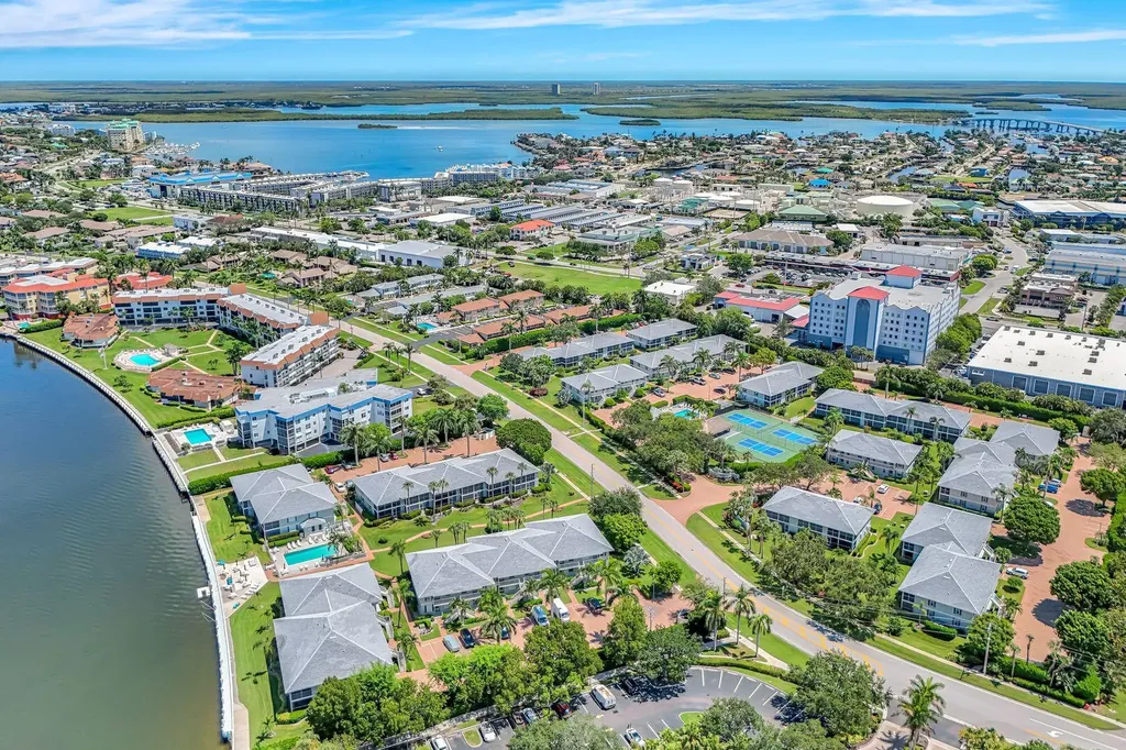 721 W Elkcam Circle Marco Island FL 34145