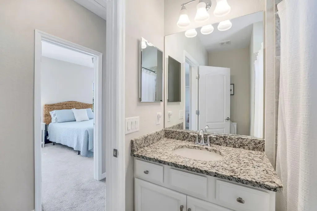 1141 Antaras Court N Naples FL 34113