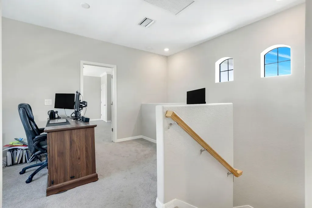 1141 Antaras Court N Naples FL 34113