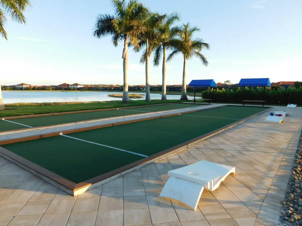 1141 Antaras Court N Naples FL 34113