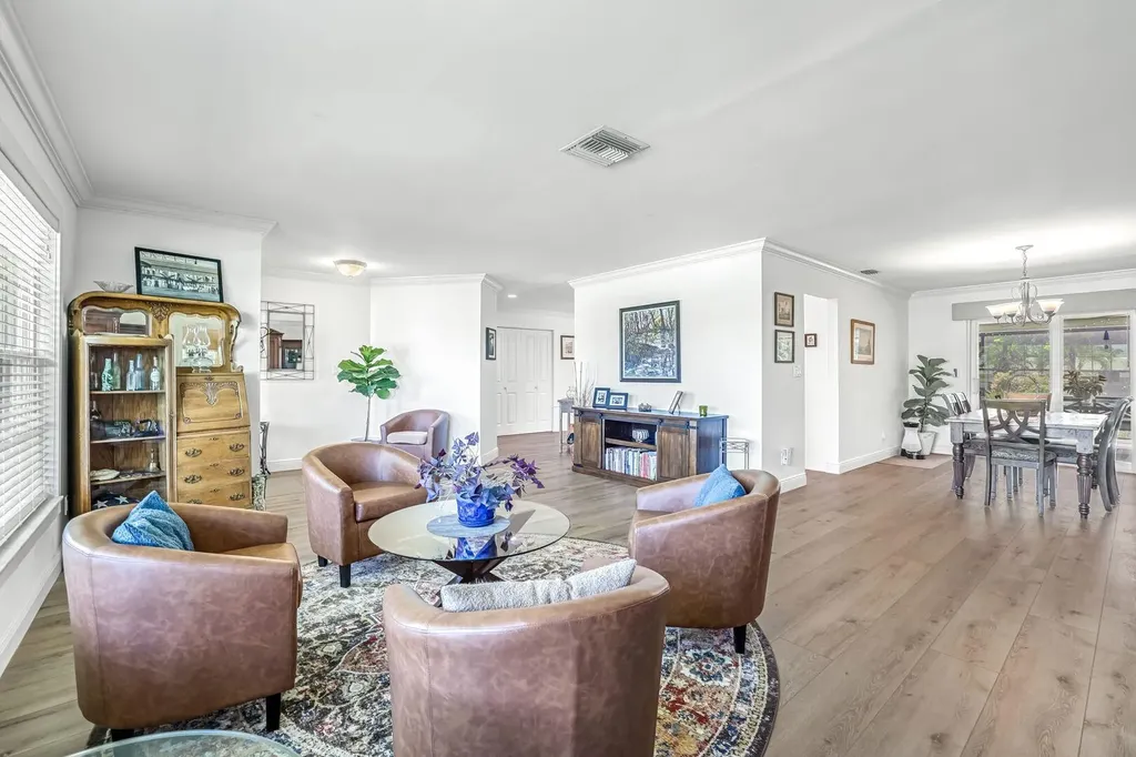 401 Panay Avenue Naples FL 34113