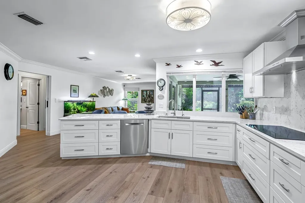 401 Panay Avenue Naples FL 34113