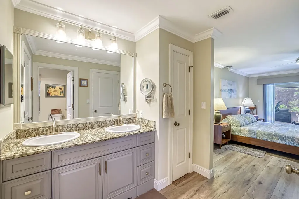 401 Panay Avenue Naples FL 34113