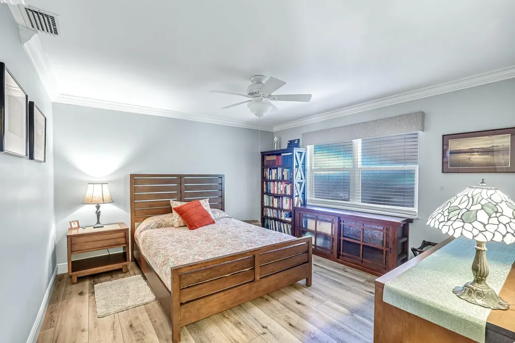 401 Panay Avenue Naples FL 34113