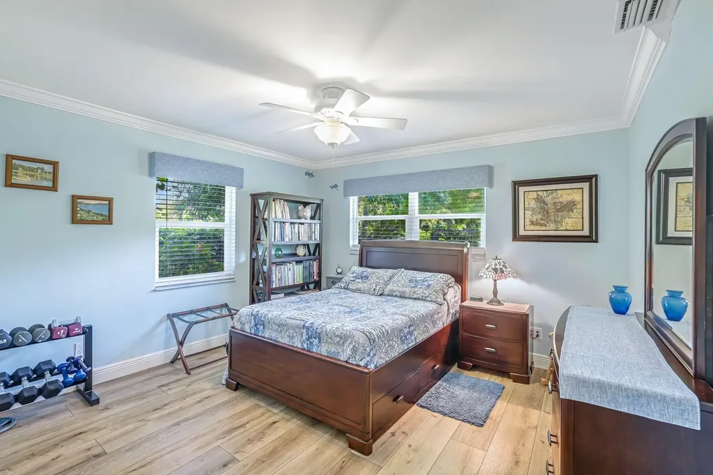 401 Panay Avenue Naples FL 34113