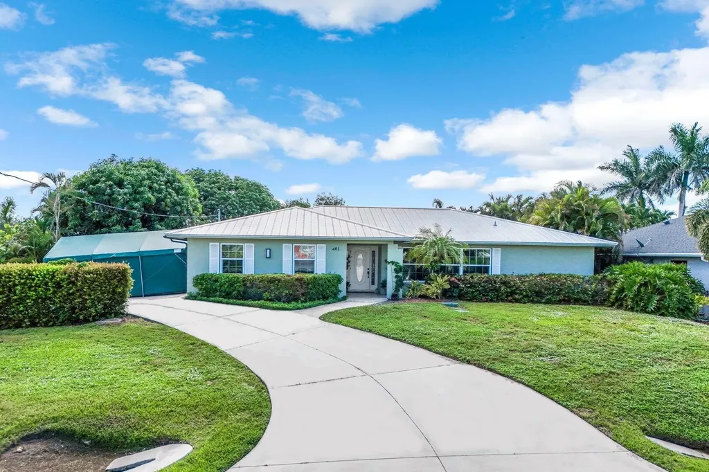 401 Panay Avenue Naples FL 34113