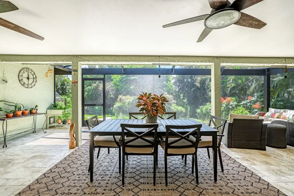 401 Panay Avenue Naples FL 34113