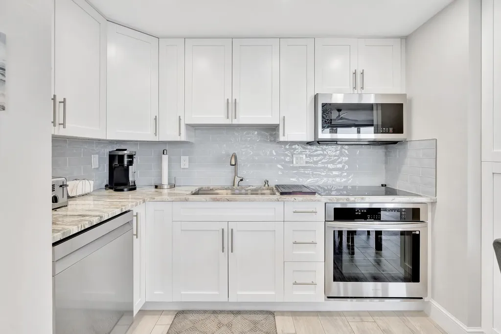 58 N Collier Marco Island FL 34145