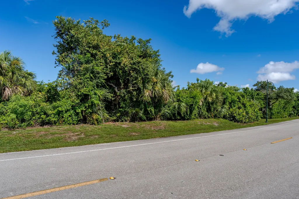 821 Whiskey Creek Drive Marco Island FL 34145