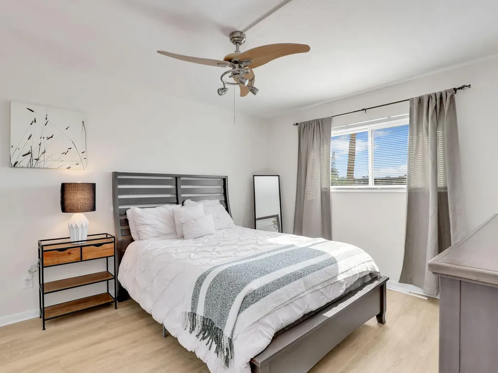 1004 Manatee Road Naples FL 34114