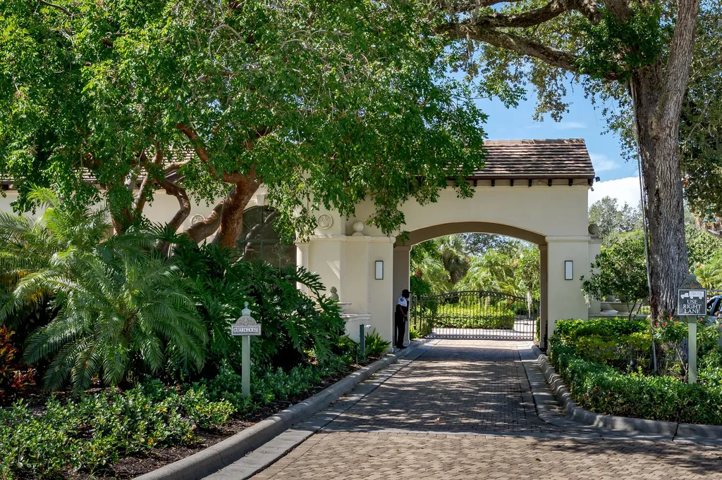 815 Whiskey Creek Drive Marco Island FL 34145