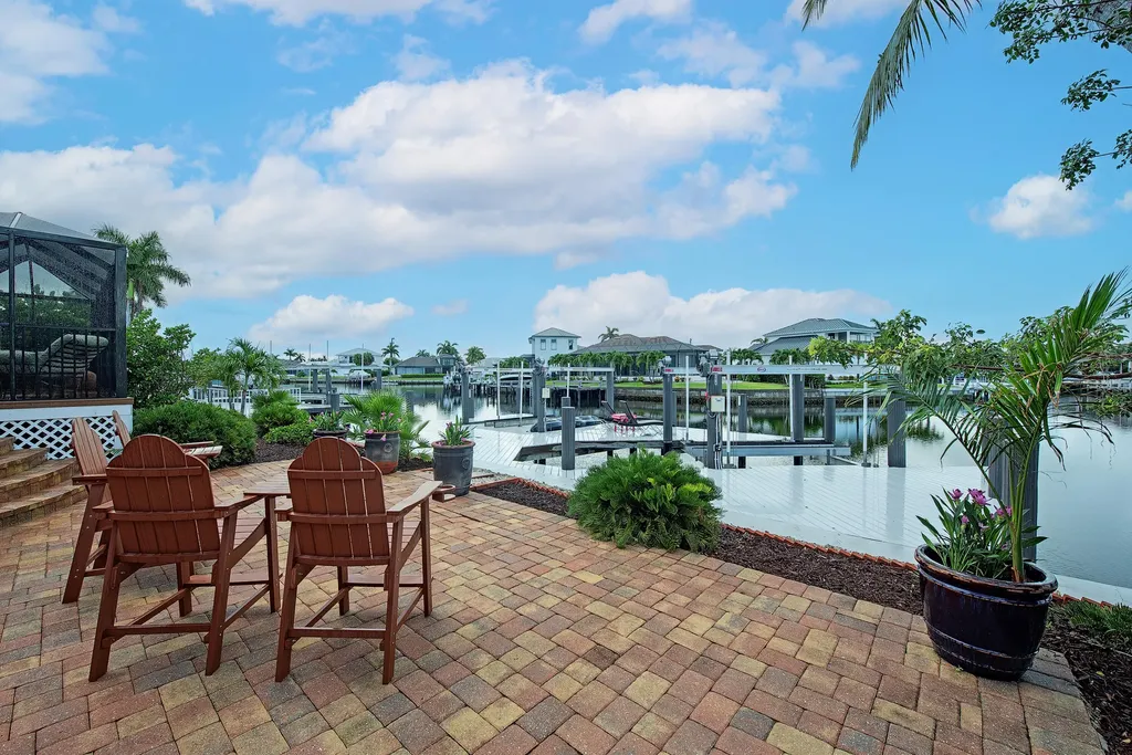 919 S Joy Circle Marco Island FL 34145