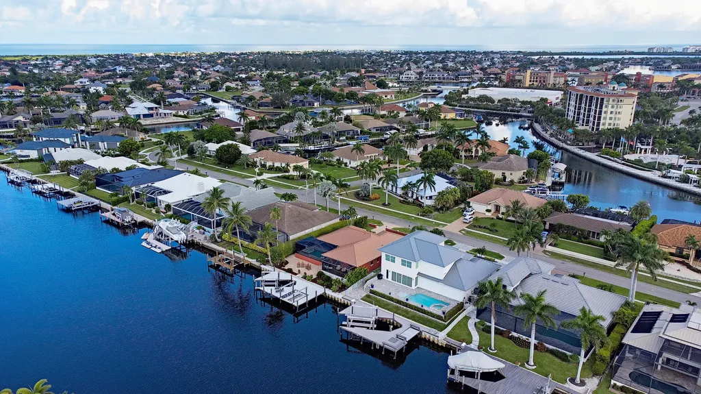 919 S Joy Circle Marco Island FL 34145