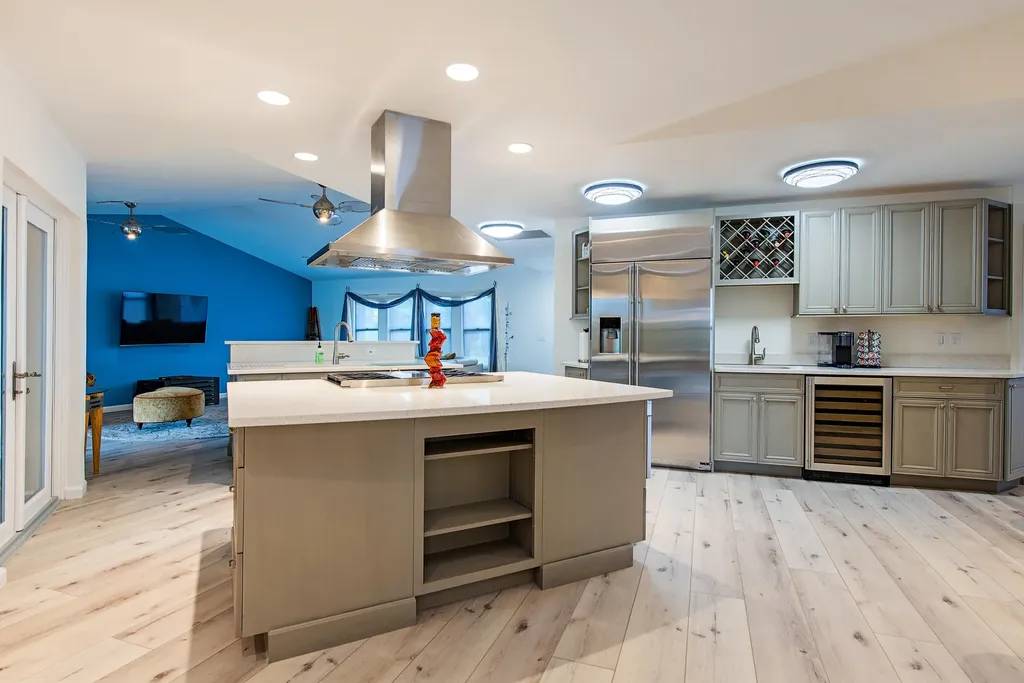 919 S Joy Circle Marco Island FL 34145