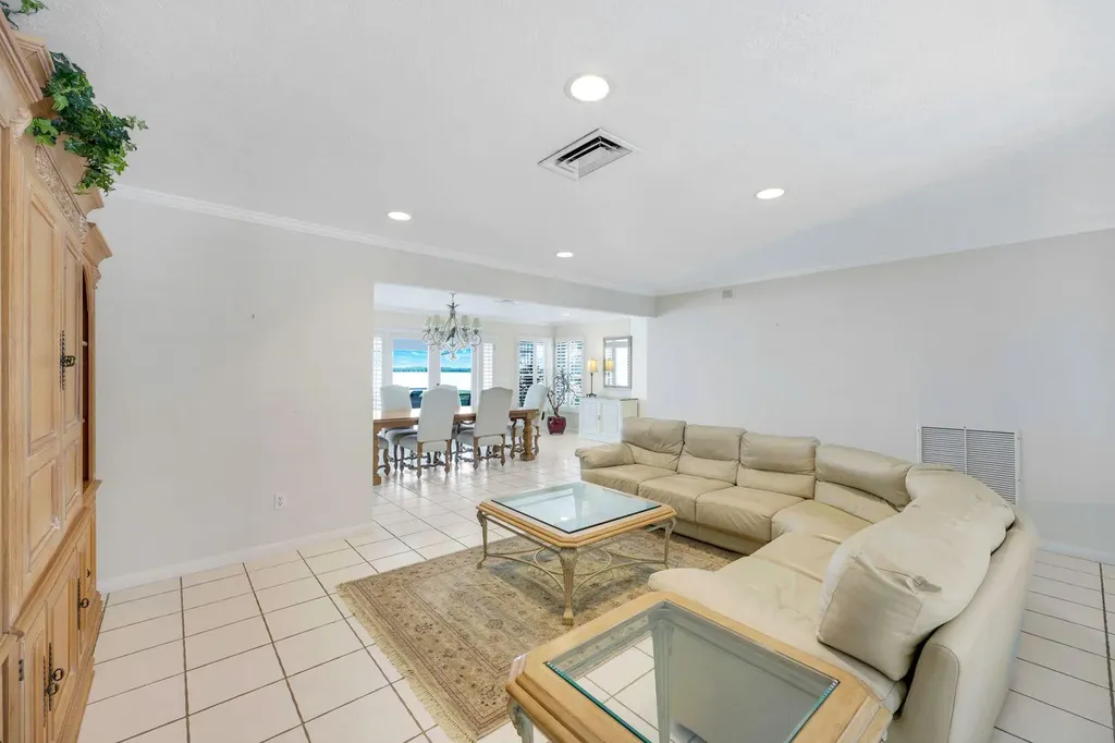 1268 Laurel Court Marco Island FL 34145
