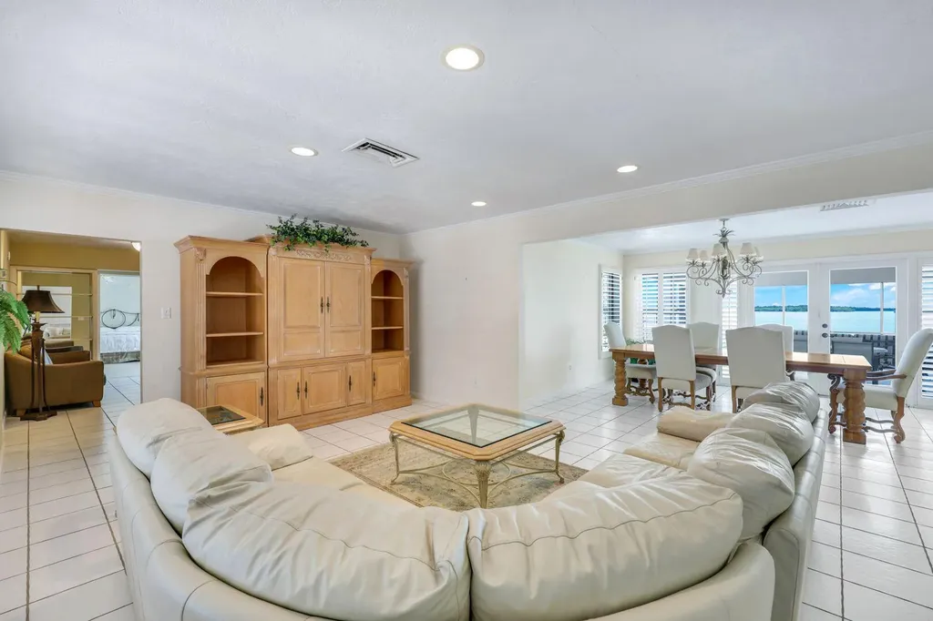 1268 Laurel Court Marco Island FL 34145