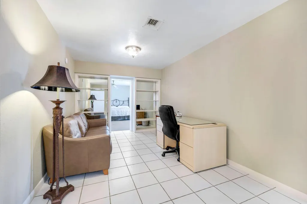 1268 Laurel Court Marco Island FL 34145