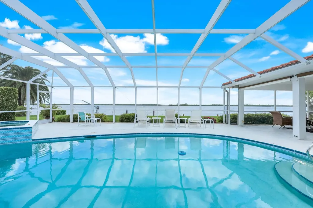 1268 Laurel Court Marco Island FL 34145