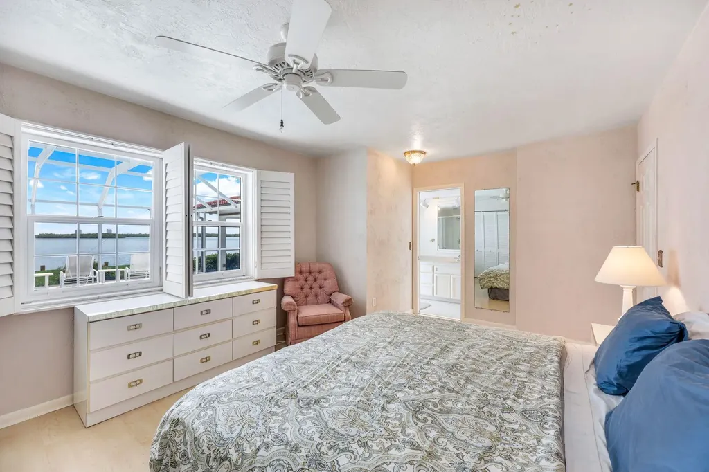 1268 Laurel Court Marco Island FL 34145