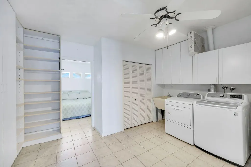 1268 Laurel Court Marco Island FL 34145