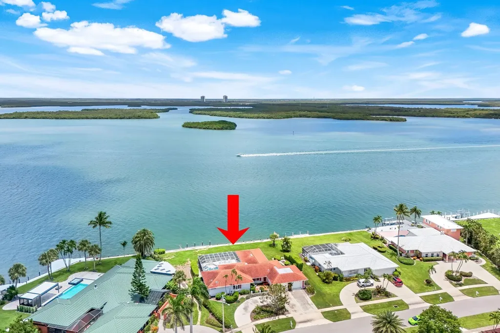 1268 Laurel Court Marco Island FL 34145