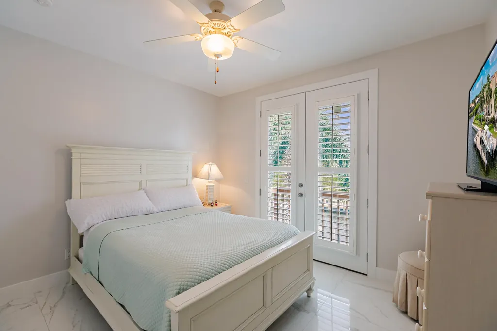 1045 Cottonwood Court Marco Island FL 34145