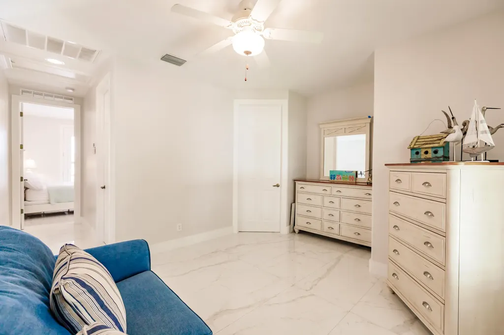 1045 Cottonwood Court Marco Island FL 34145