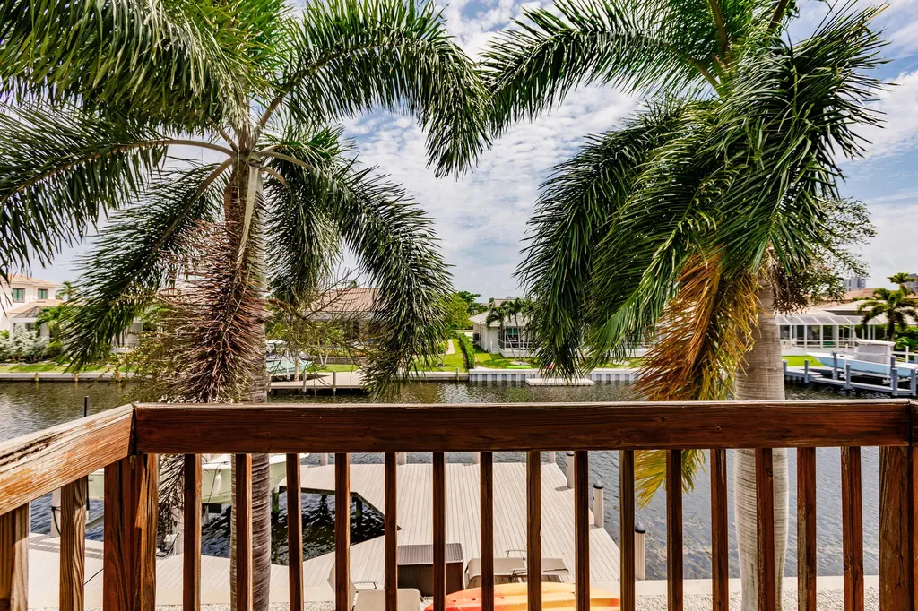 1045 Cottonwood Court Marco Island FL 34145