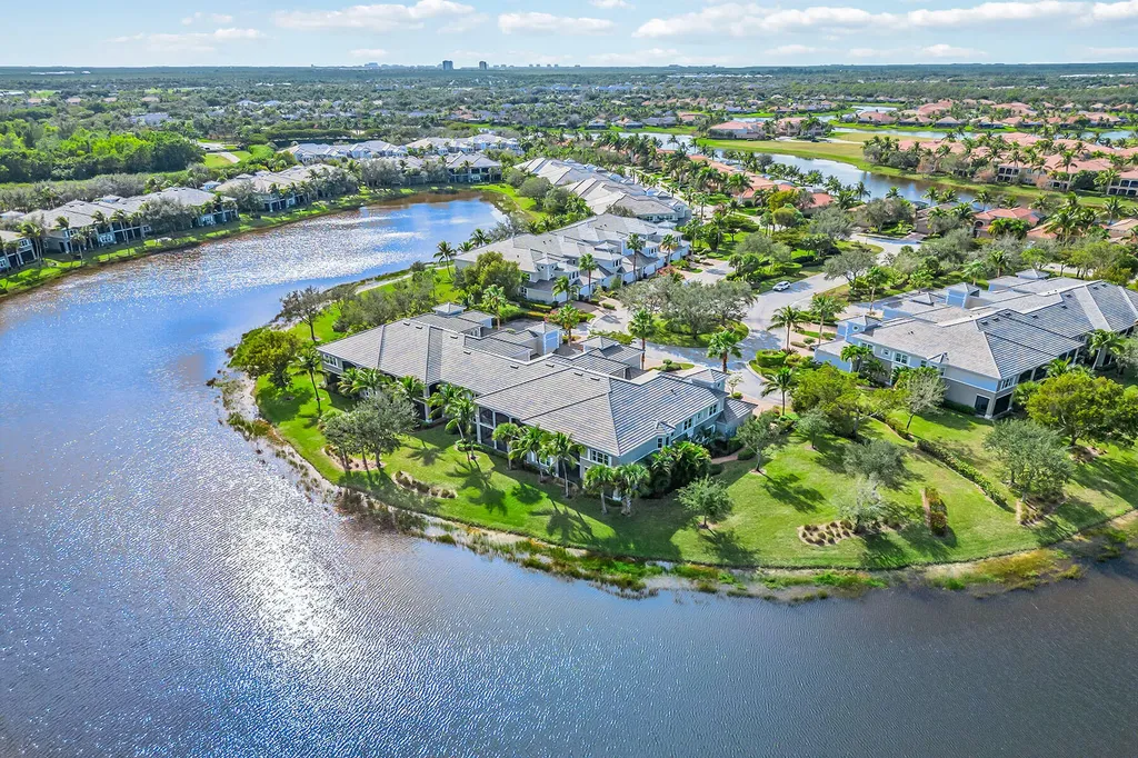 9223 Corfu Court Naples FL 34114