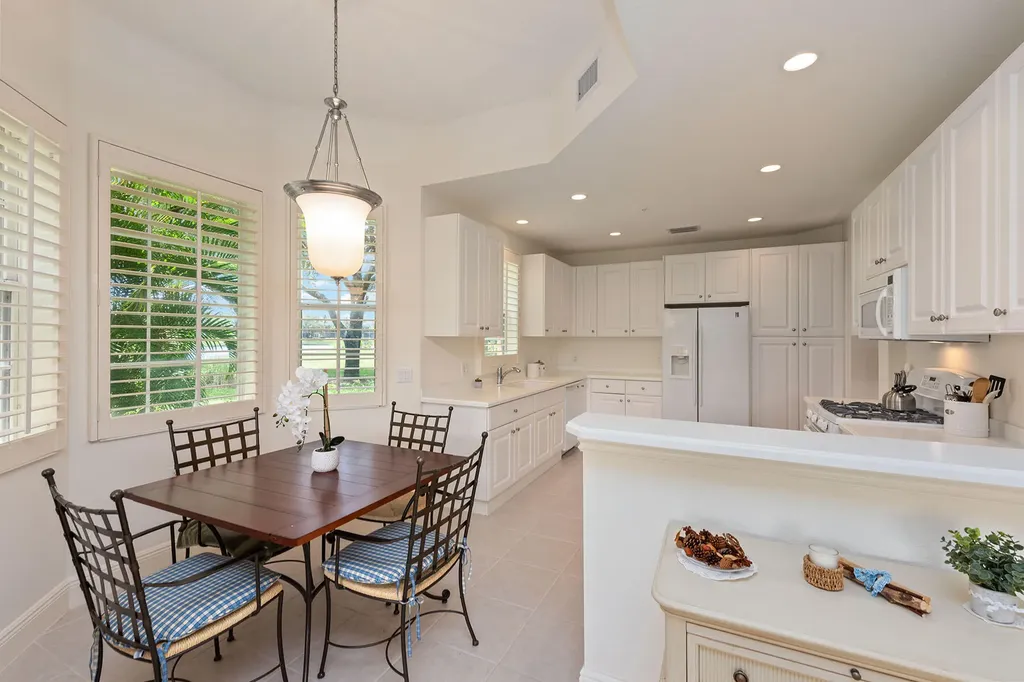 9223 Corfu Court Naples FL 34114