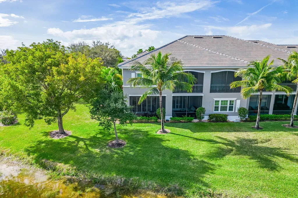 9223 Corfu Court Naples FL 34114