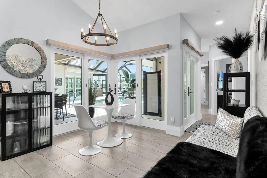 123 Newport Drive Naples FL 34114