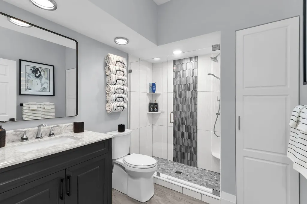 123 Newport Drive Naples FL 34114