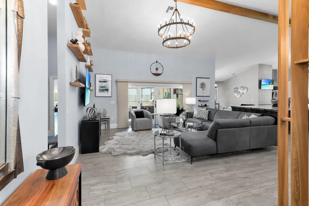 123 Newport Drive Naples FL 34114