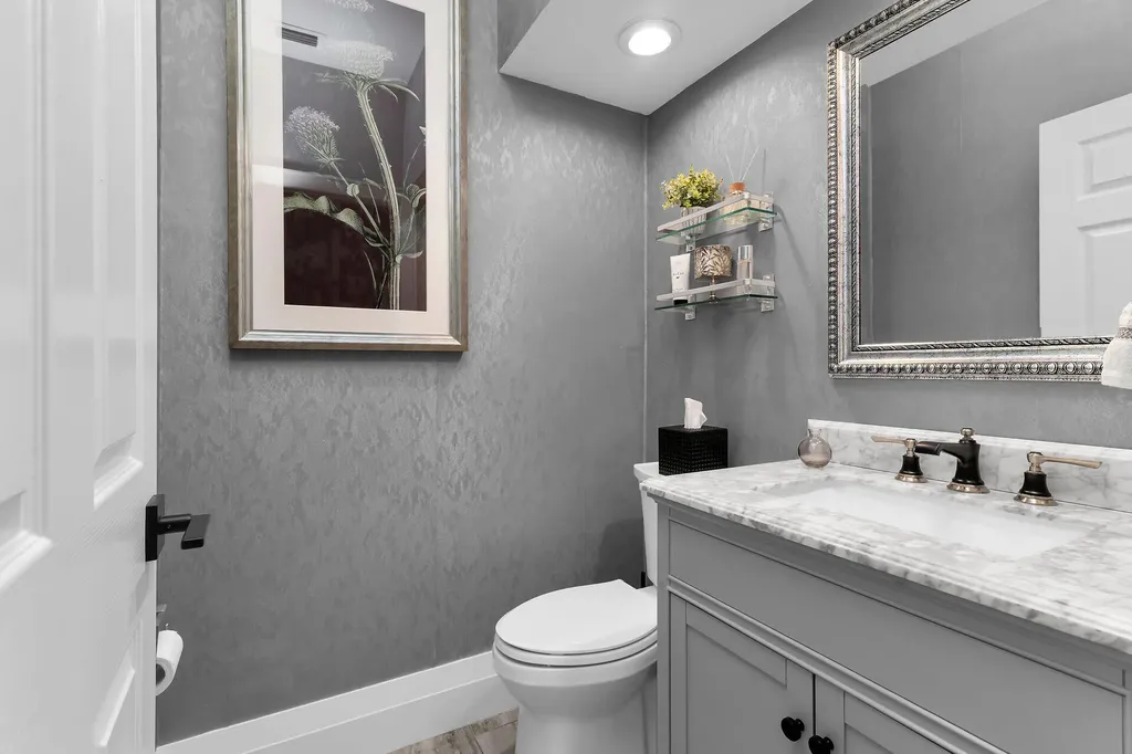 123 Newport Drive Naples FL 34114