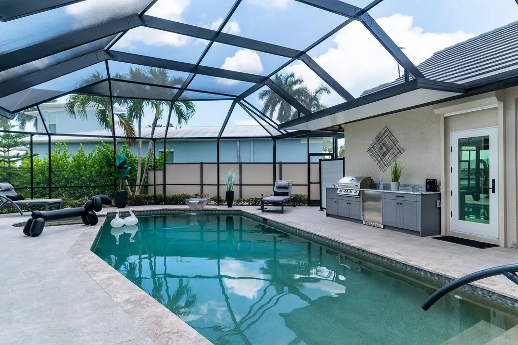 123 Newport Drive Naples FL 34114