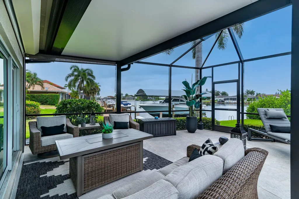 123 Newport Drive Naples FL 34114