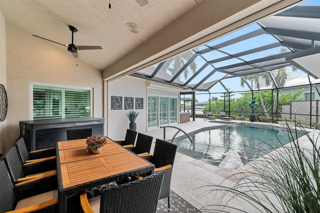 123 Newport Drive Naples FL 34114