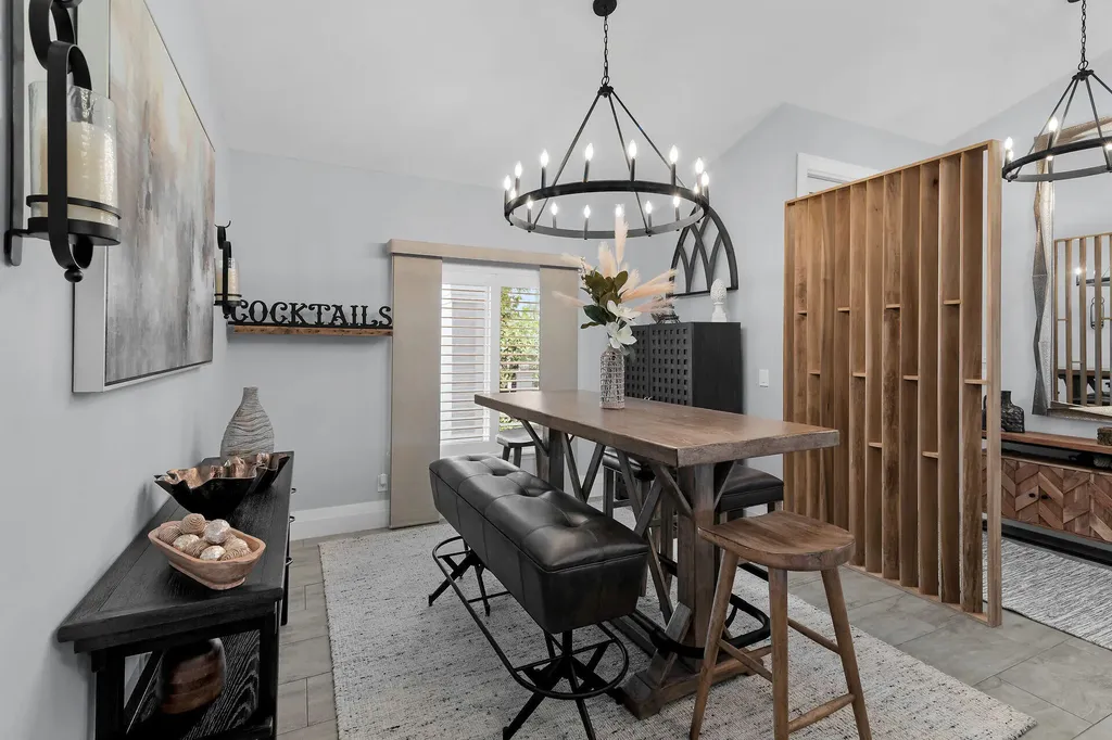 123 Newport Drive Naples FL 34114