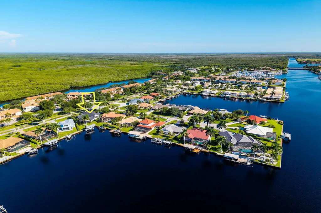 123 Newport Drive Naples FL 34114