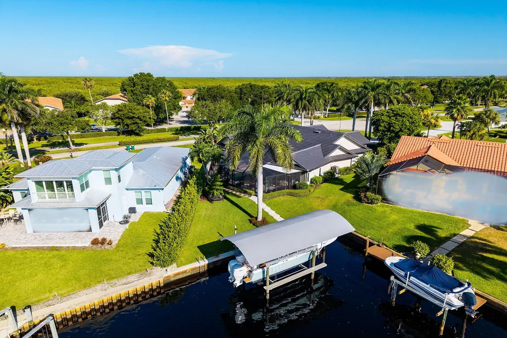 123 Newport Drive Naples FL 34114