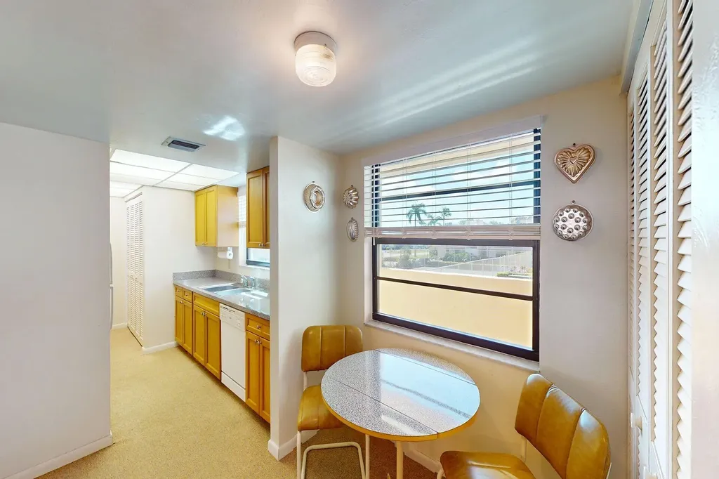 838 W Elkcam Circle Marco Island FL 34145