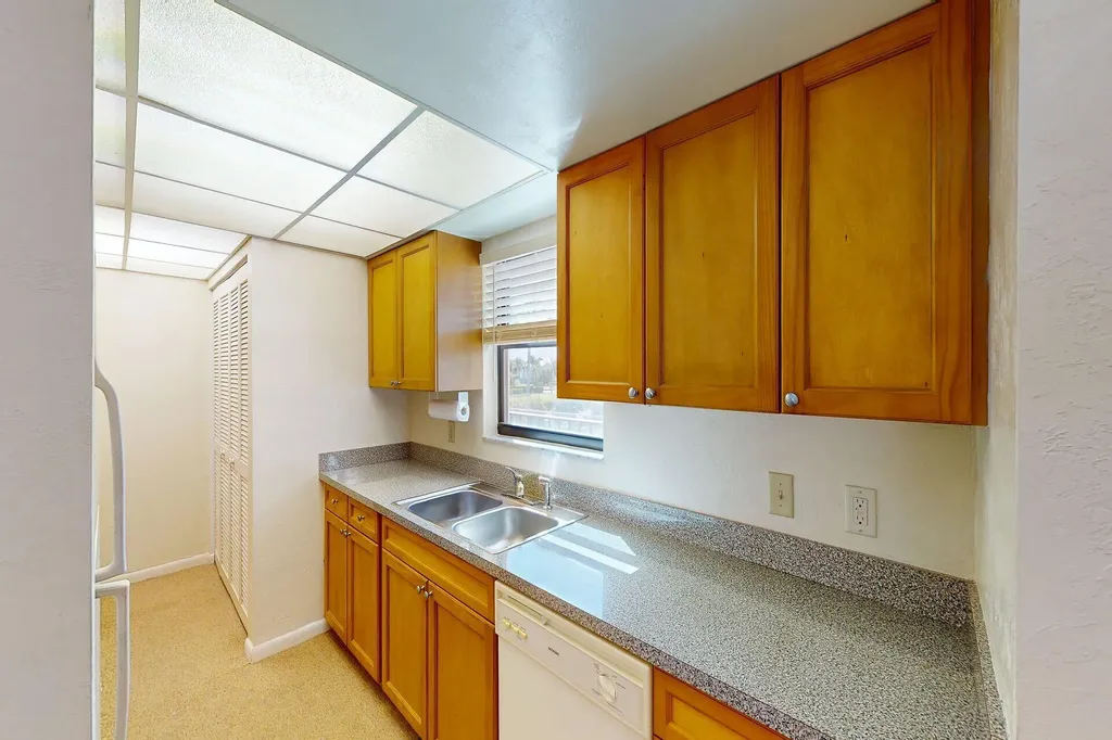 838 W Elkcam Circle Marco Island FL 34145