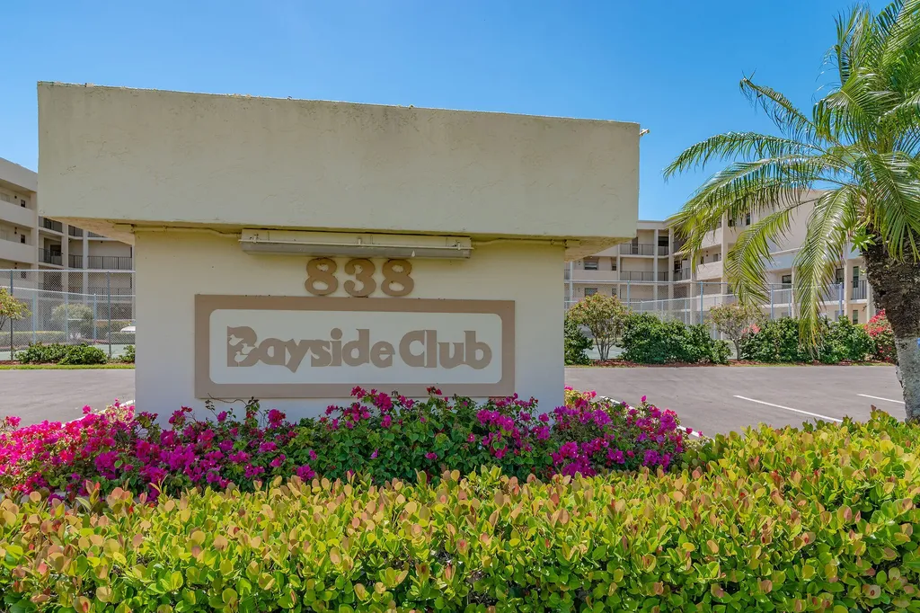 838 W Elkcam Circle Marco Island FL 34145