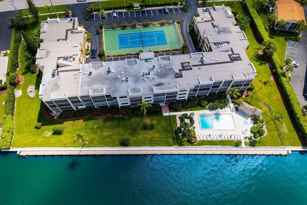 838 W Elkcam Circle Marco Island FL 34145