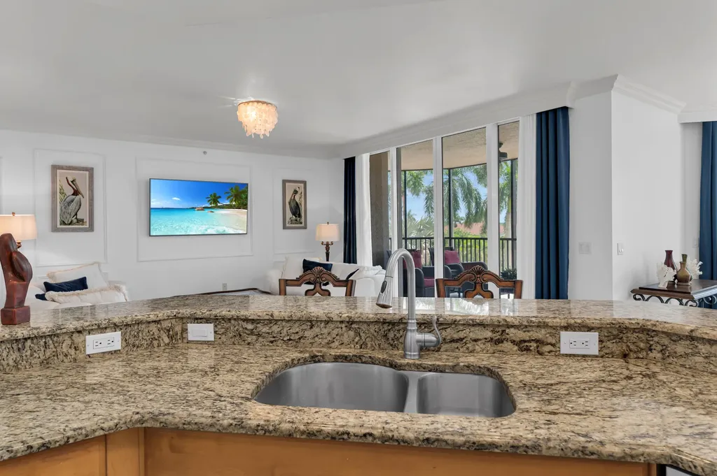 1060 Borghese Lane Naples FL 34114