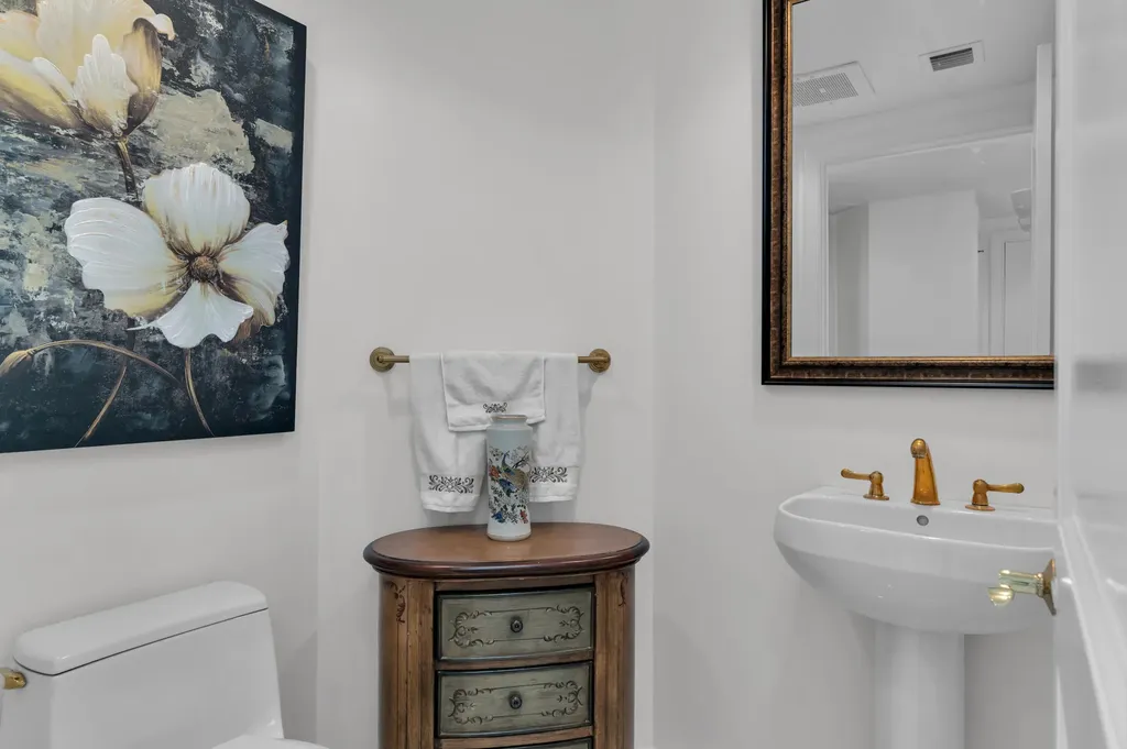 1060 Borghese Lane Naples FL 34114