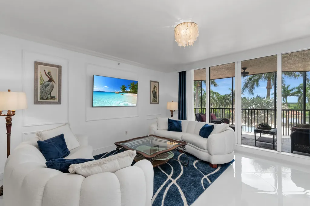 1060 Borghese Lane Naples FL 34114