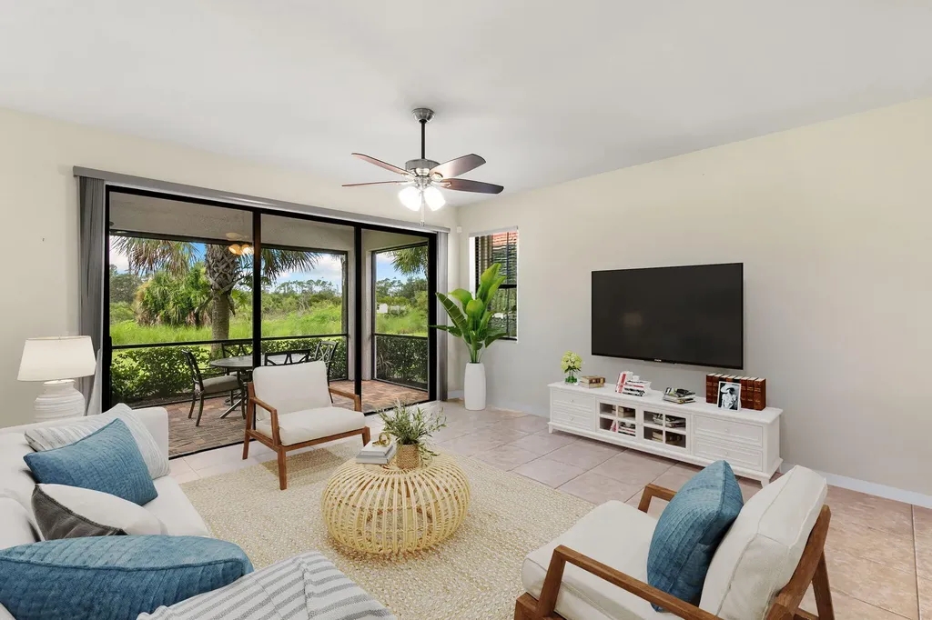 1570 Oceania Drive Naples FL 34113